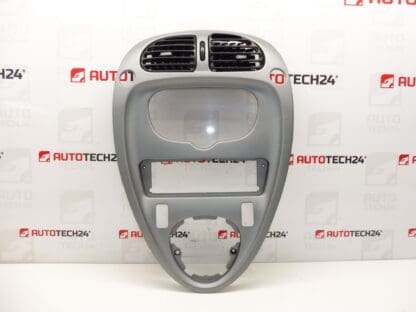 Radiorunko tuulettimilla HTG Citroën Xsara Picasso 9631315877 8211V8