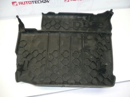 Moottorin kansi 1.6 HDI Peugeot 9659999880 0137E5