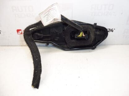 Polttimon kanta vasemman takavalon Peugeot Citroën 9677205580 - Image 2