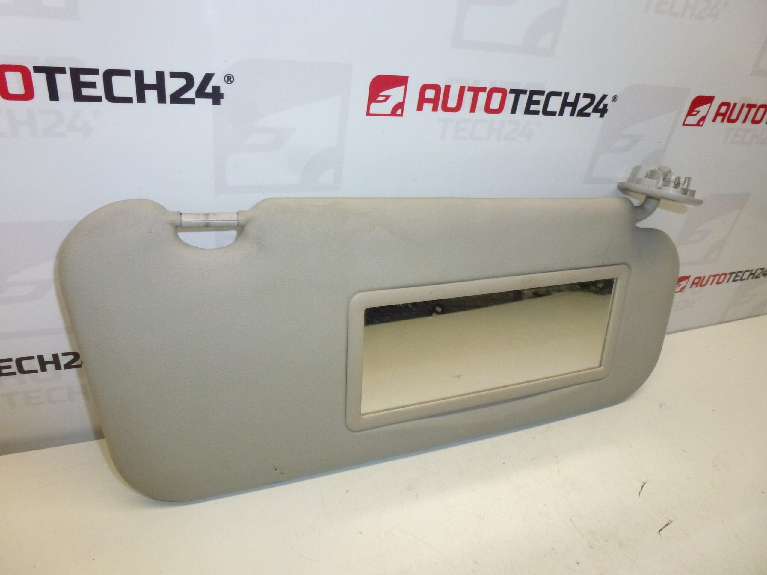 Oikea aurinkosuoja Citroën Peugeot 8143HL 8143FT - Image 2