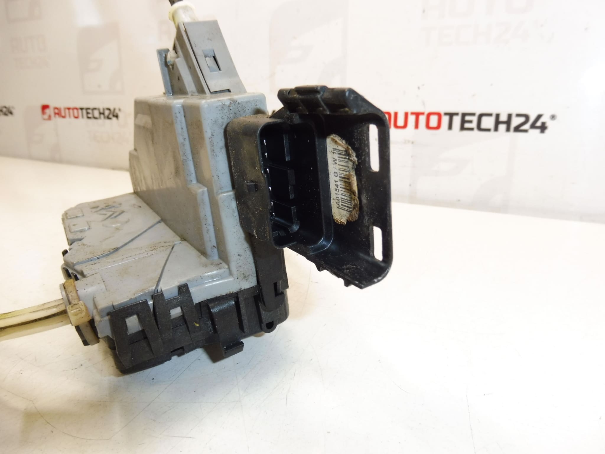 Oikean takamatkustajan oven lukko Peugeot 3008 5008 9800623880 9138Z2 - Image 2