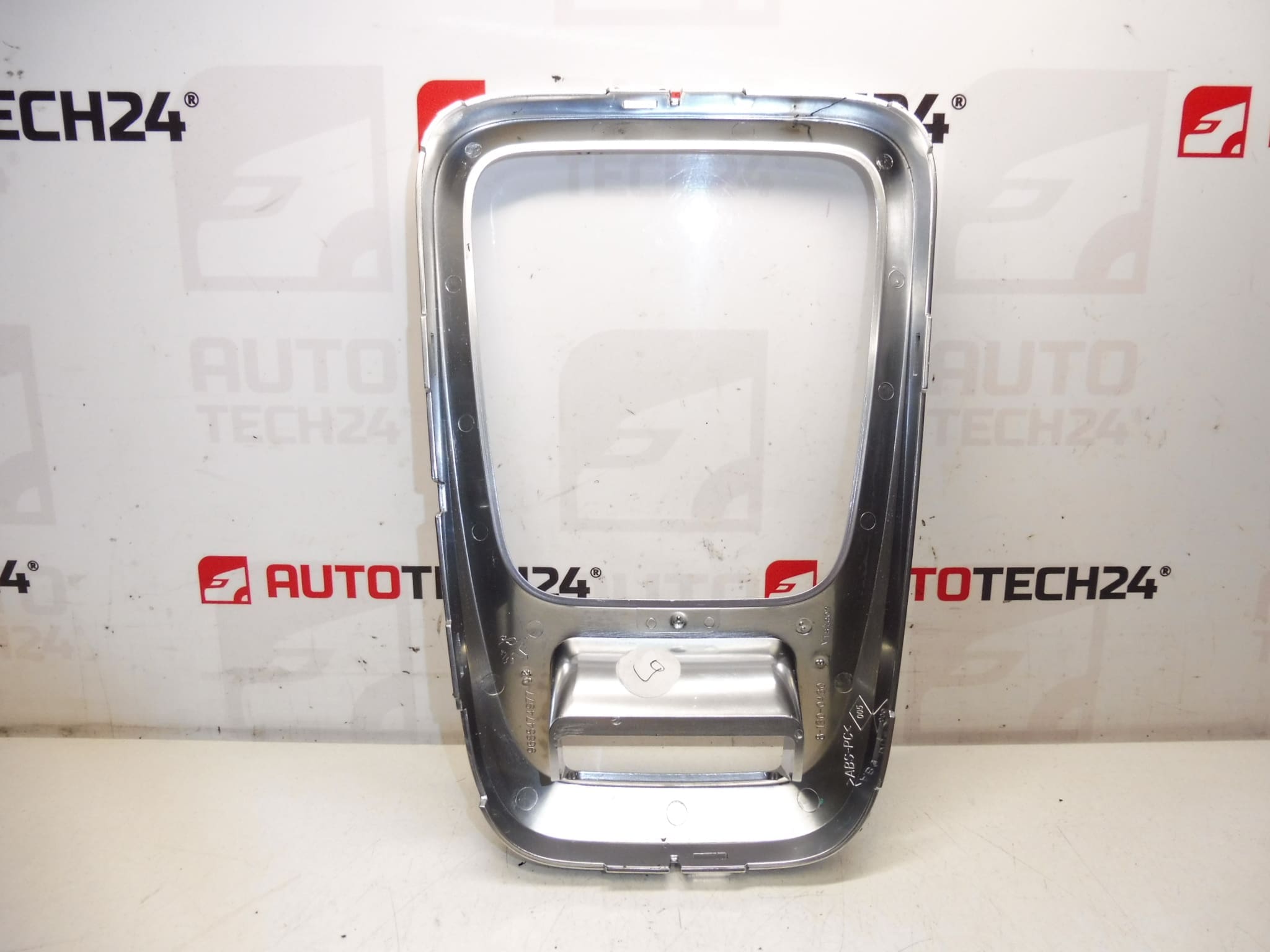 Peugeot 3008 5008 vaihdevivun koristekansi 9685474977 7591L9 - Image 2