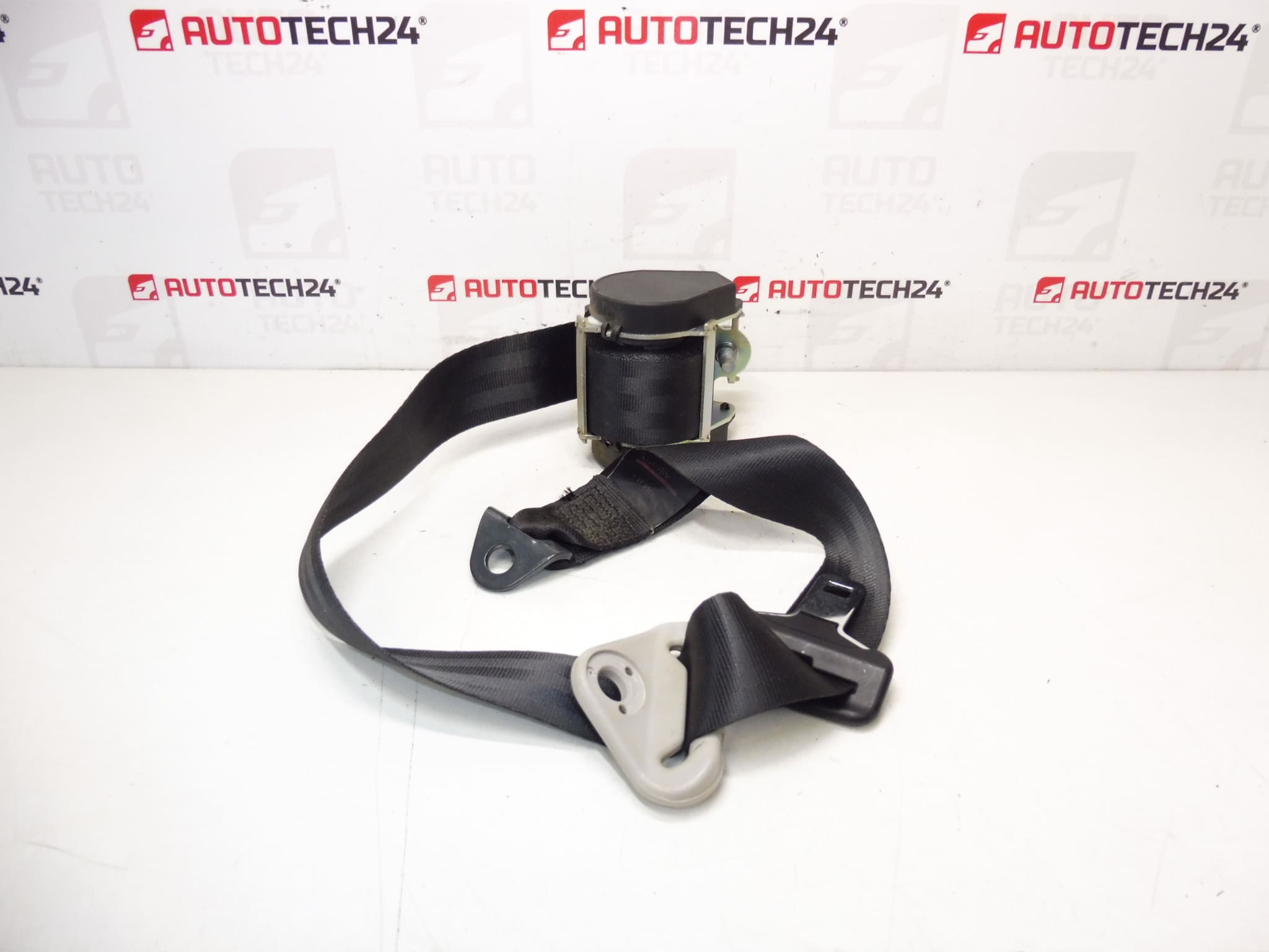 Vasen takavyö Peugeot 207 96587861XX 8975J9