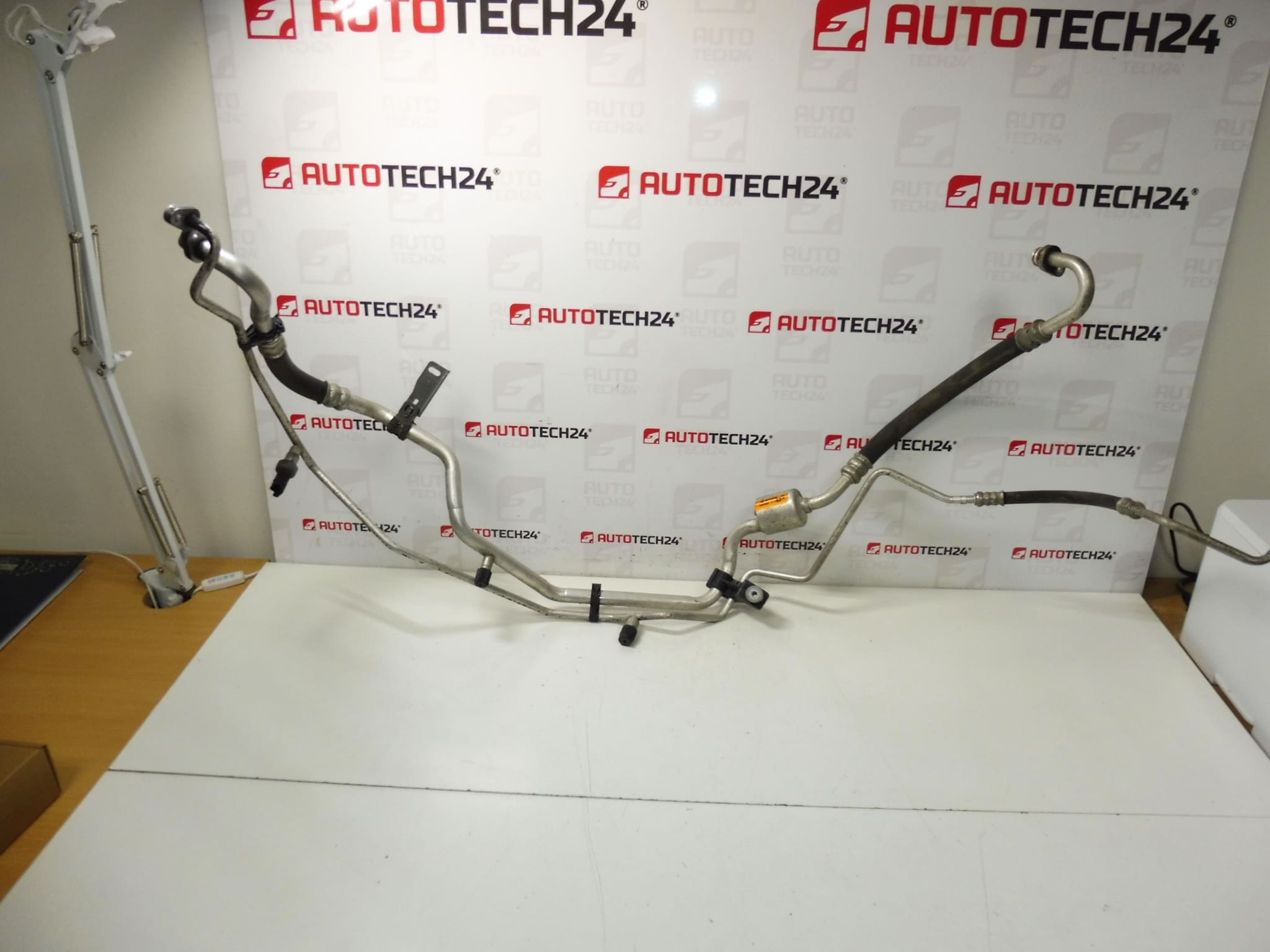 Ilmastointiputki Peugeot 207 9671596080 9800886980 6477J1